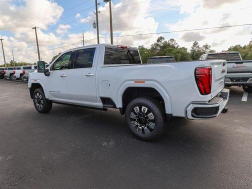 Glacier White 2026 GMC Sierra 2500 Denali