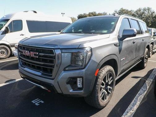 2022 GMC Yukon XL AT4