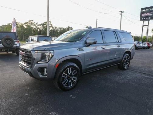 2022 GMC Yukon XL AT4