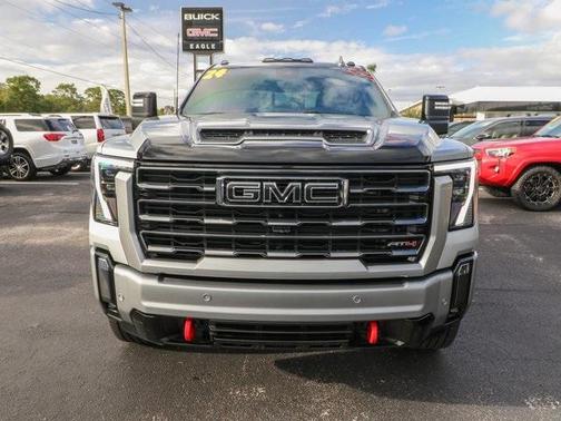 2024 GMC Sierra 2500 AT4