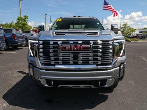 2025 GMC Sierra 2500 Denali