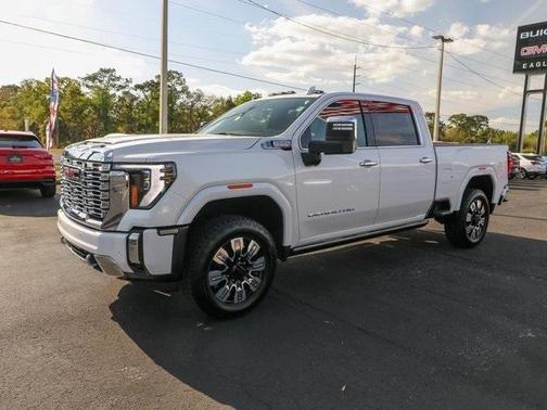 2024 GMC Sierra 2500 Denali
