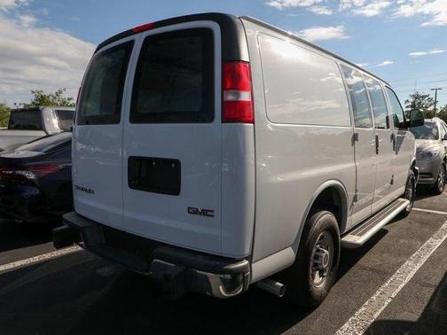 2024 GMC Savana 2500 Work Van