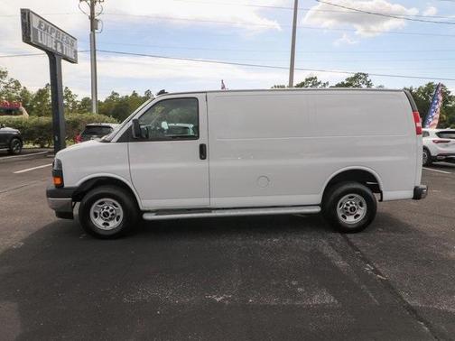2024 GMC Savana 2500 Work Van