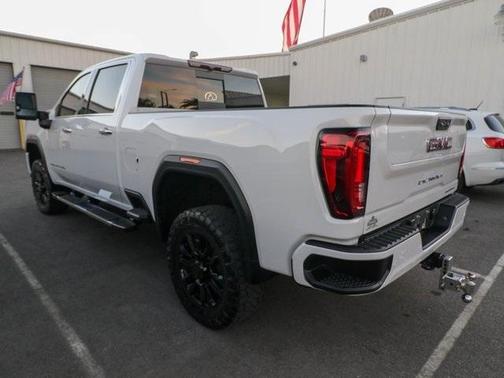 2023 GMC Sierra 2500 Denali