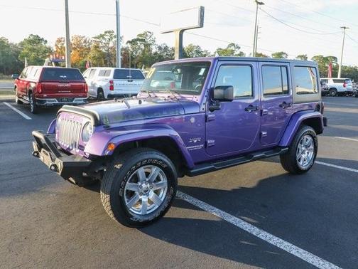 2017 Jeep Wrangler Unlimited Sahara