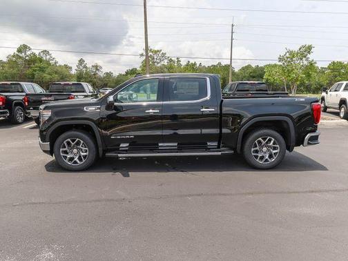 Onyx Black 2026 GMC Sierra 1500 SLT