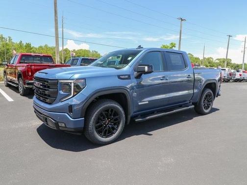 2025 GMC Sierra 1500 Elevation