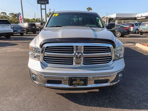 Bright Silver Clearcoat Metallic 2019 RAM 1500 Classic Big Horn