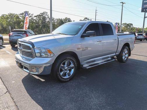 Bright Silver Clearcoat Metallic 2019 RAM 1500 Classic Big Horn