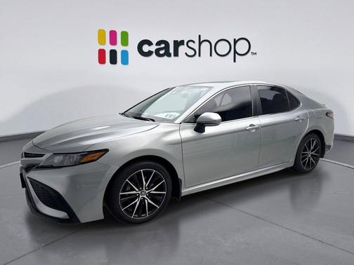 Celestial Silver Metallic 2023 Toyota Camry SE