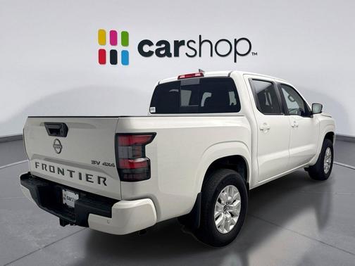 Glacier White 2023 Nissan Frontier SV