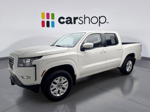 Glacier White 2023 Nissan Frontier SV