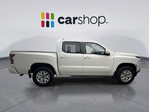 Glacier White 2023 Nissan Frontier SV