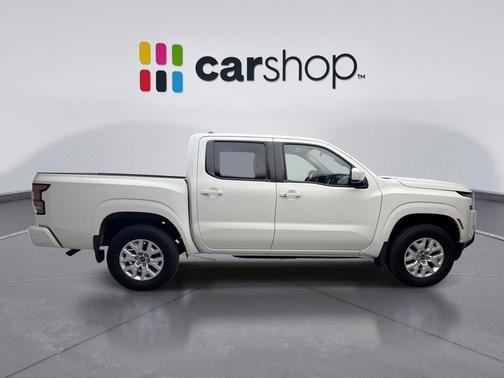 Glacier White 2023 Nissan Frontier SV