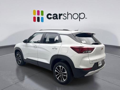 Summit White 2025 Chevrolet Trailblazer LT