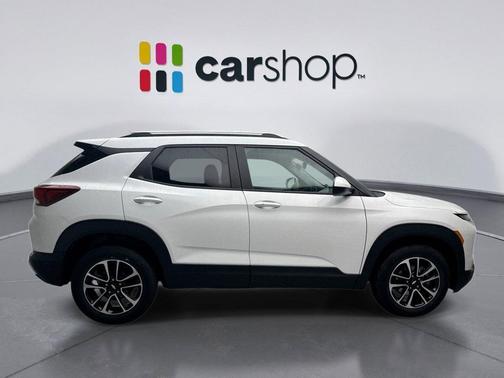 Summit White 2025 Chevrolet Trailblazer LT