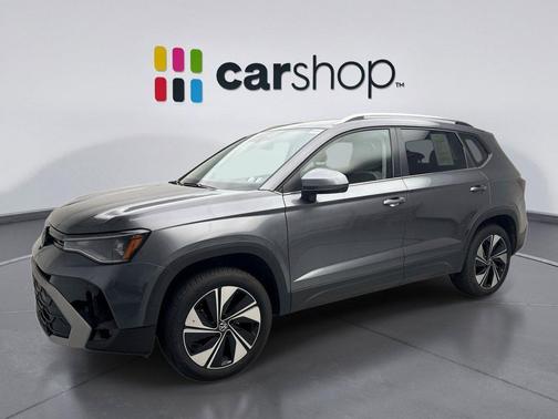 Platinum Gray 2025 Volkswagen Taos 1.5T SE