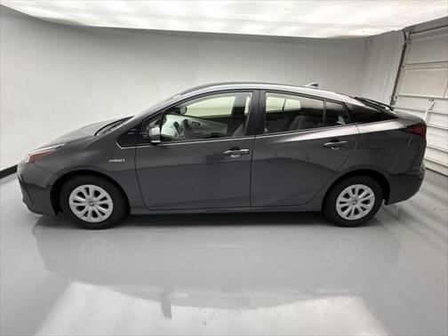 2019 Toyota Prius LE
