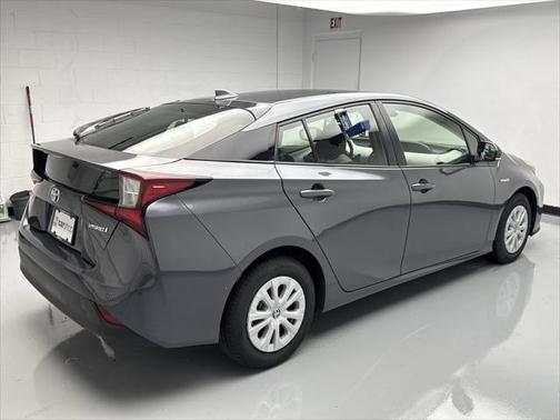 2019 Toyota Prius LE