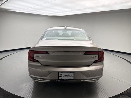 2023 Volvo S90 B6 Plus