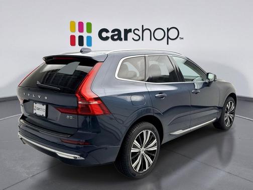 2023 Volvo XC60 B5 Plus Bright Theme