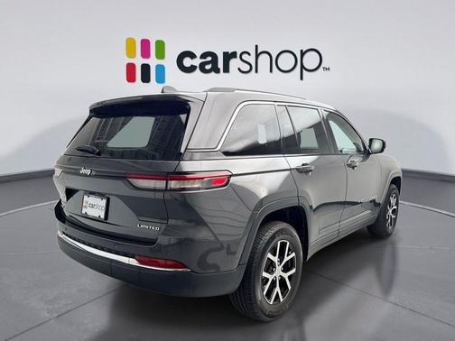 Baltic Gray Metallic Clearcoat 2023 Jeep Grand Cherokee Limited
