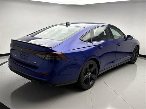 2023 Honda Accord Hybrid Base