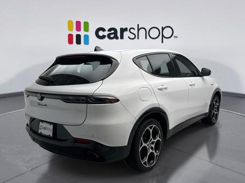 Alfa White 2024 Alfa Romeo Tonale Veloce EAWD