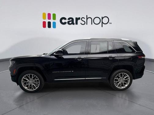 Diamond Black Crystal Pearlcoat 2023 Jeep Grand Cherokee Summit