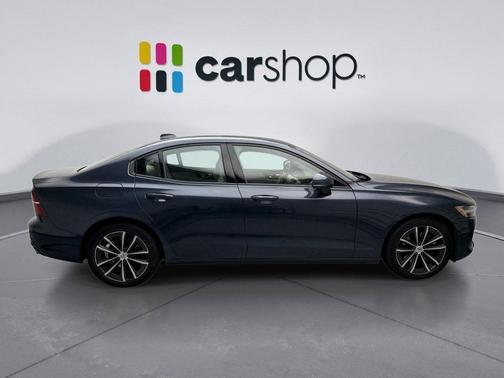 2021 Volvo S60 T5 Momentum
