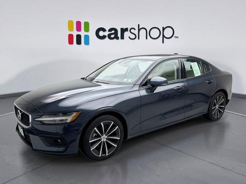 2021 Volvo S60 T5 Momentum