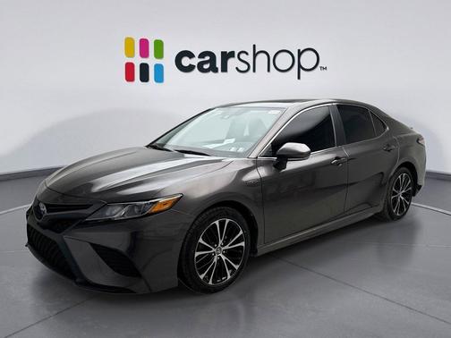 2019 Toyota Camry Hybrid SE