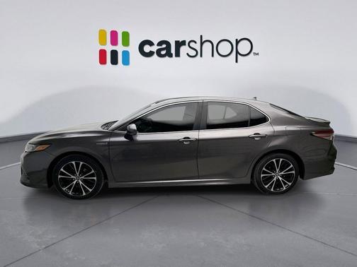 2019 Toyota Camry Hybrid SE