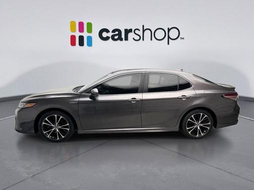 2019 Toyota Camry Hybrid SE