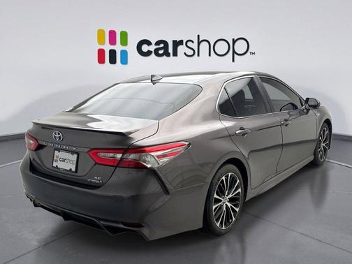 2019 Toyota Camry Hybrid SE