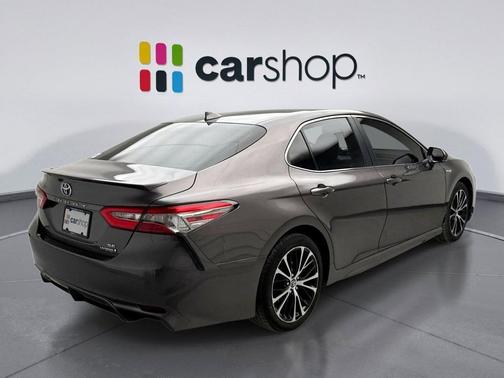 2019 Toyota Camry Hybrid SE