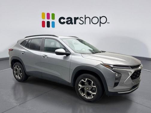 Sterling Gray Metallic 2025 Chevrolet Trax LT