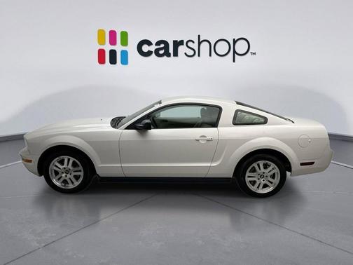 2006 Ford Mustang Deluxe