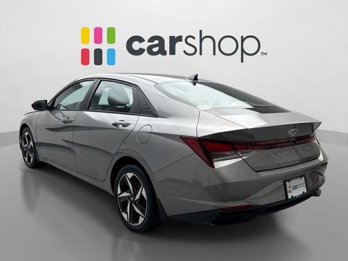 Fluid Metal 2023 Hyundai ELANTRA SEL
