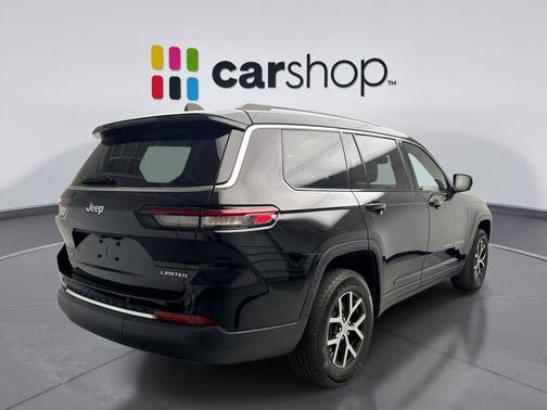 Diamond Black Crystal Pearlcoat 2023 Jeep Grand Cherokee L Limited