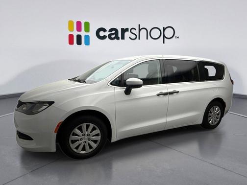 2021 Chrysler Voyager L