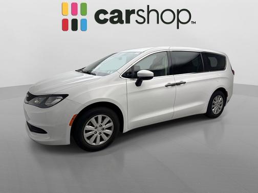 2021 Chrysler Voyager L