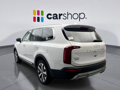 Glacial White Pearl 2022 Kia Telluride S