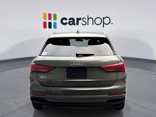 2024 Audi Q3 Premium 45 TFSI S line quattro Tiptronic