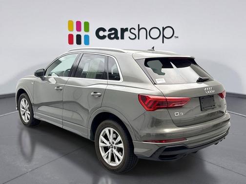 2024 Audi Q3 Premium 45 TFSI S line quattro Tiptronic