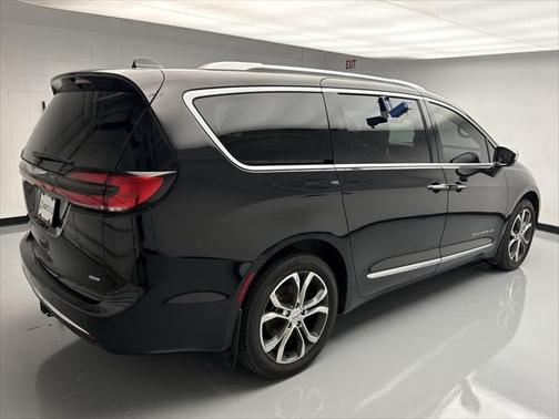 2021 Chrysler Pacifica L