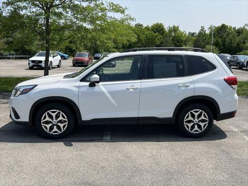 2024 Subaru Forester Premium