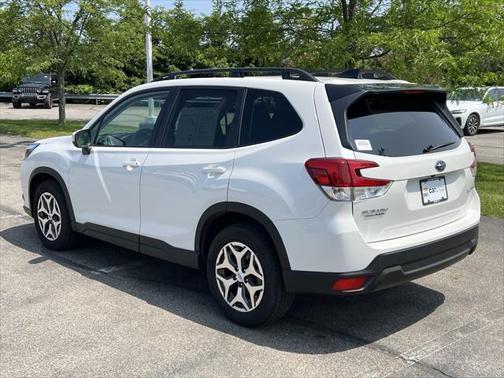 2024 Subaru Forester Premium