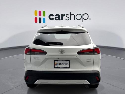 2022 Toyota Corolla Cross XLE
